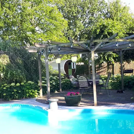 Irish Bowtop Op Het Platteland Huize Ouwervelden Campsite Wouwsche Plantage