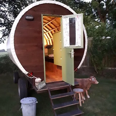 캠프장 Irish Bowtop Op Het Platteland Huize Ouwervelden Wouwsche Plantage