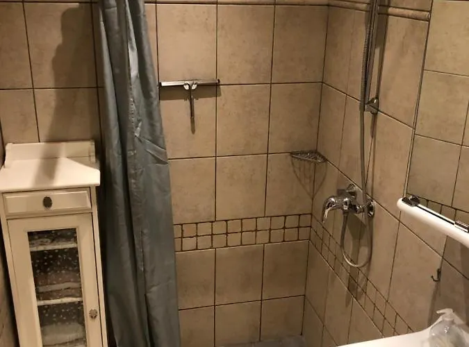 Irish Bowtop Op Het Platteland Huize Ouwervelden * Wouwsche Plantage