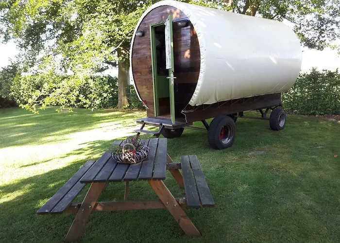 Irish Bowtop Op Het Platteland Huize Ouwervelden Кемпинг Wouwsche Plantage